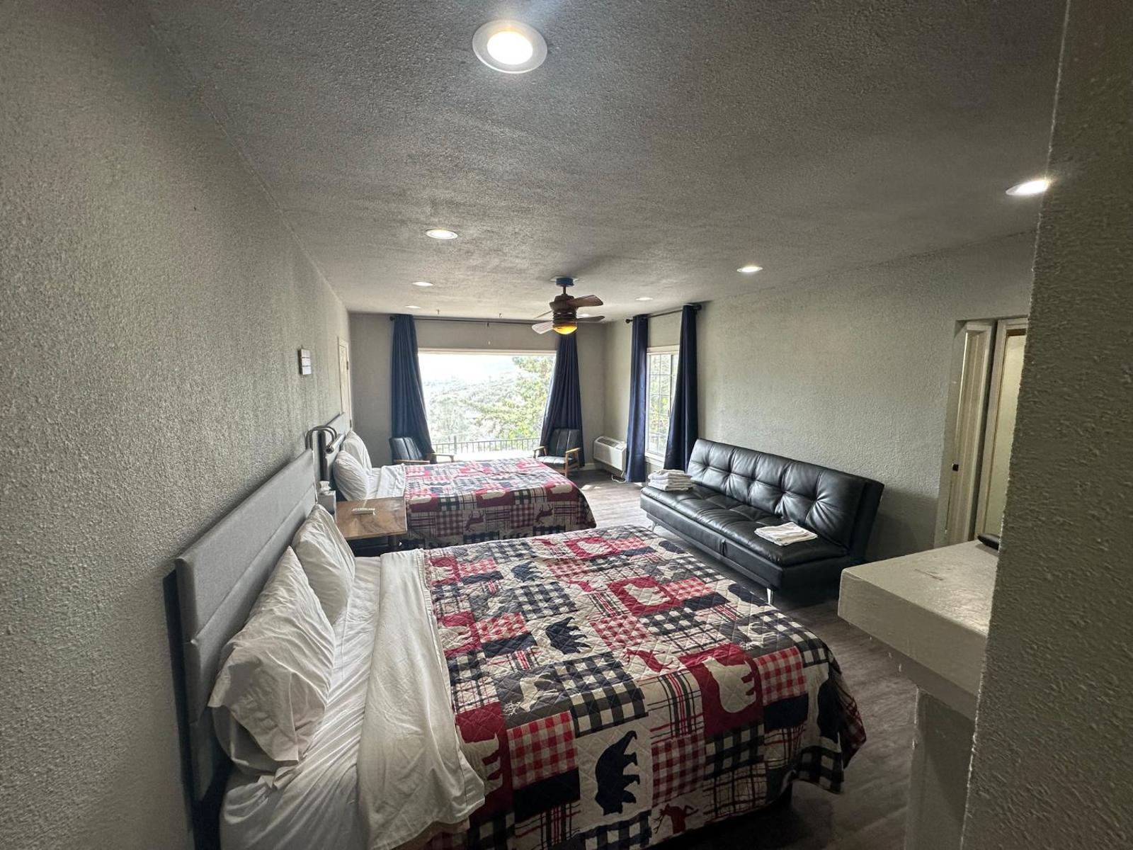 Mountain Trail Lodge and Vacation Rentals Main image 1